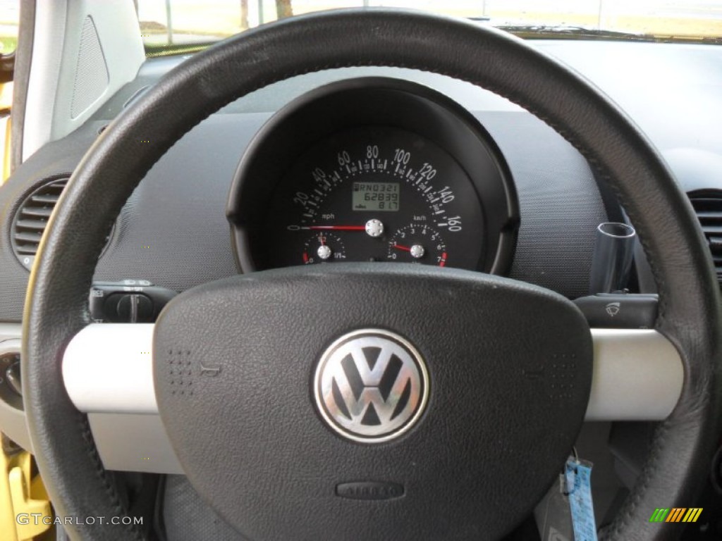 2003 Volkswagen New Beetle GLX 1.8T Coupe Steering Wheel Photos