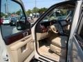 2006 Cashmere Tri-Coat Lincoln Navigator Luxury  photo #9