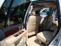 2006 Cashmere Tri-Coat Lincoln Navigator Luxury  photo #12