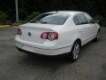 Candy White - Passat Komfort Sedan Photo No. 4