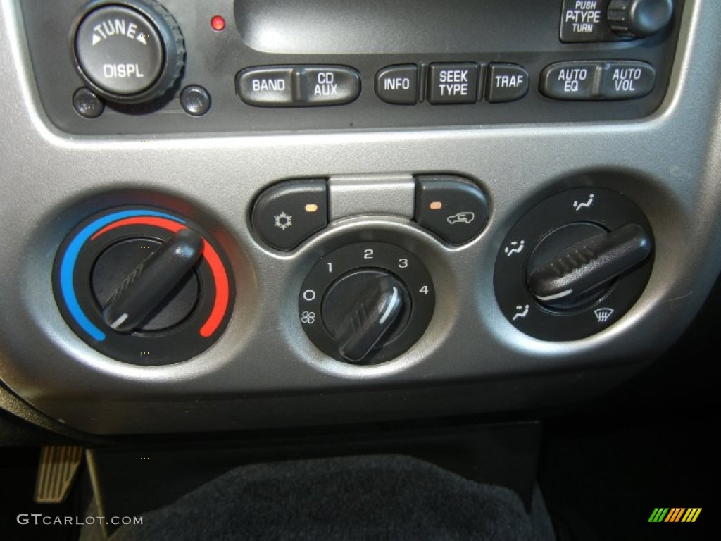 2007 GMC Canyon SLE Extended Cab Controls Photo #53795489