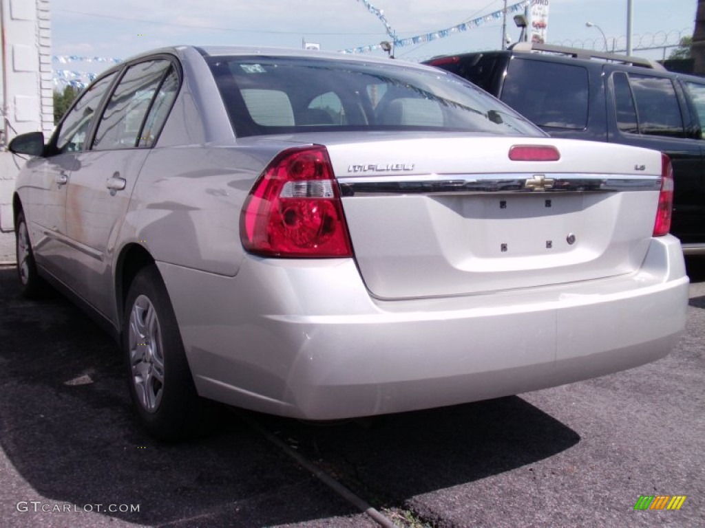 Medium Gray Metallic Chevrolet Malibu