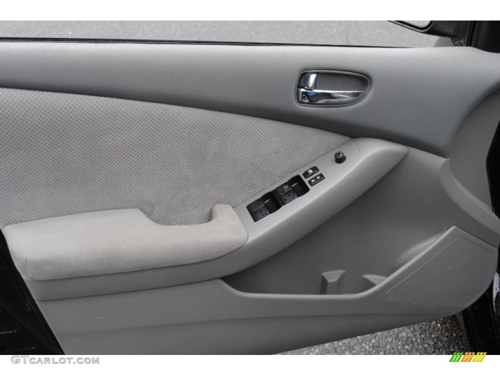 2007 Nissan Altima Hybrid Frost Door Panel Photo #53799361
