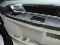 Stone White - Grand Caravan SXT Photo No. 14