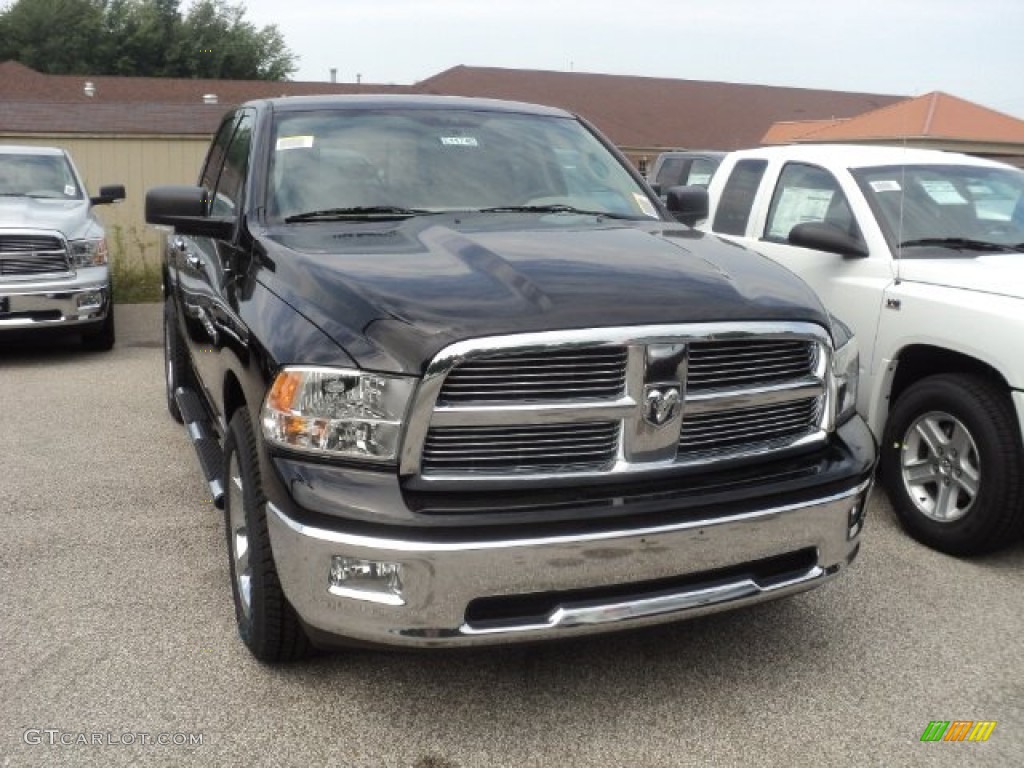 2012 Ram 1500 Big Horn Quad Cab 4x4 - Black / Dark Slate Gray/Medium Graystone photo #2