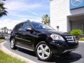 Black - ML 350 4Matic Photo No. 4