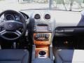 Black - ML 350 4Matic Photo No. 21