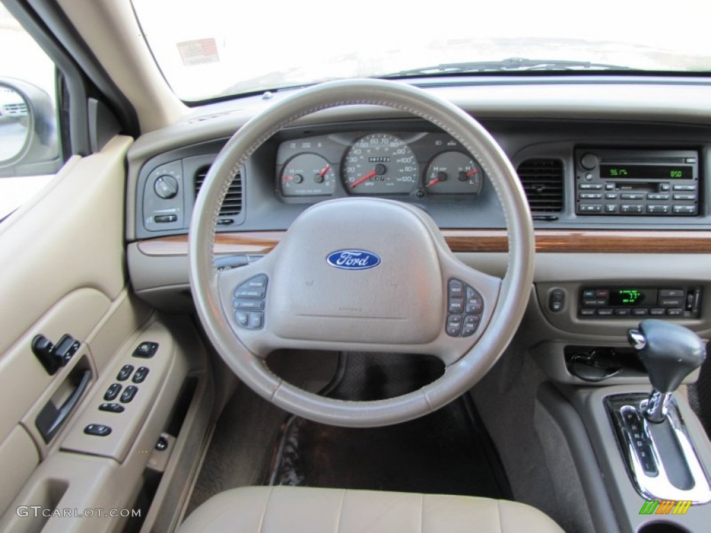 2003 Crown Victoria LX - Spruce Green Metallic / Medium Parchment photo #17