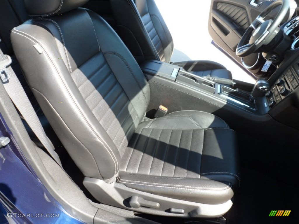 2010 Mustang GT Premium Coupe - Kona Blue Metallic / Charcoal Black photo #26