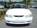 1998 Ultra White Ford Mustang V6 Coupe  photo #2