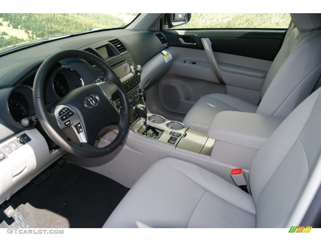Ash Interior 2012 Toyota Highlander SE 4WD Photo #53809699