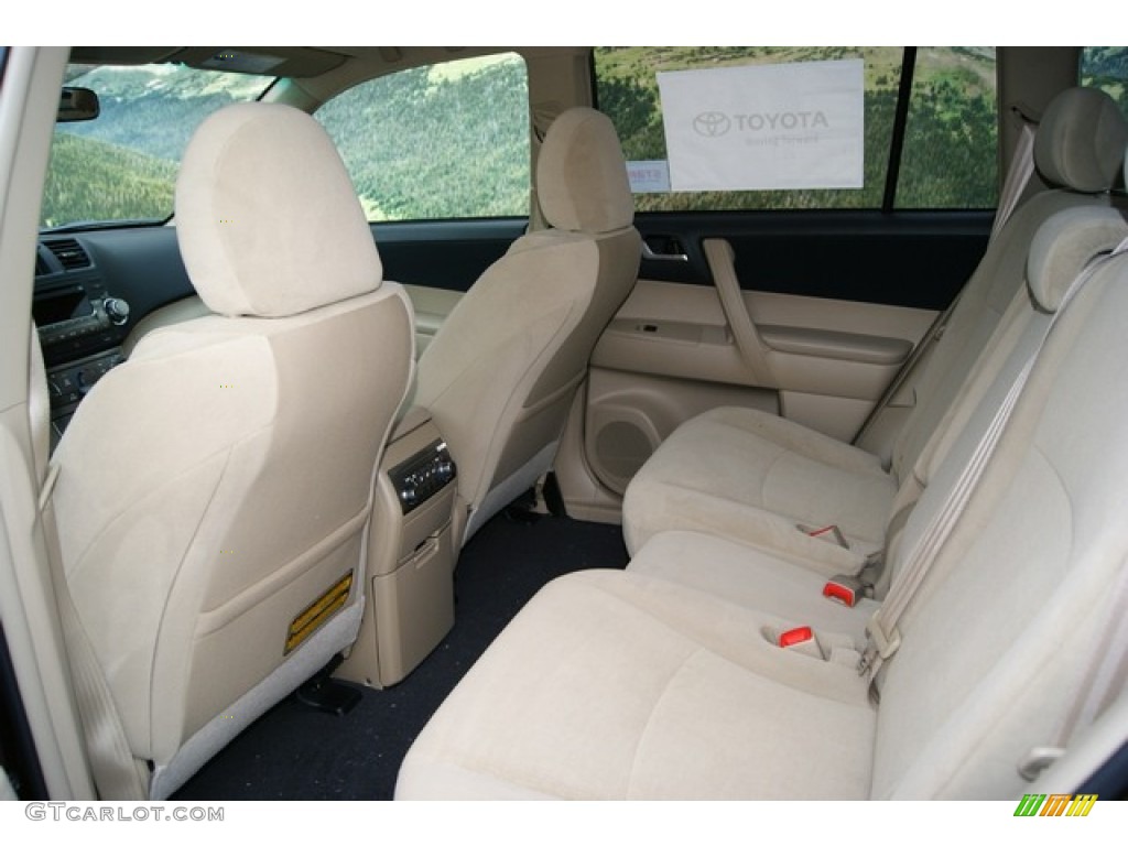 Sand Beige Interior 2012 Toyota Highlander V6 4WD Photo #53809801