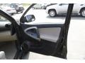 Black - RAV4 4WD Photo No. 19
