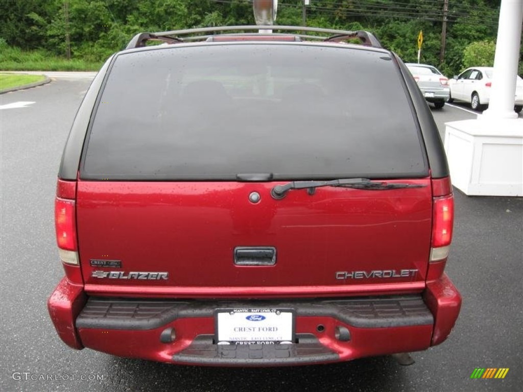 2001 Blazer LT 4x4 - Majestic Red Metallic / Beige photo #7