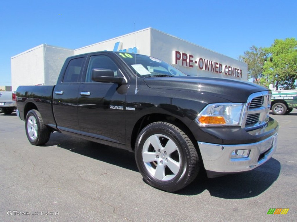 Brilliant Black Crystal Pearl Dodge Ram 1500