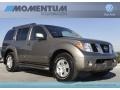 2006 Granite Metallic Nissan Pathfinder SE  photo #1