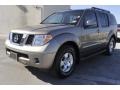 2006 Granite Metallic Nissan Pathfinder SE  photo #3