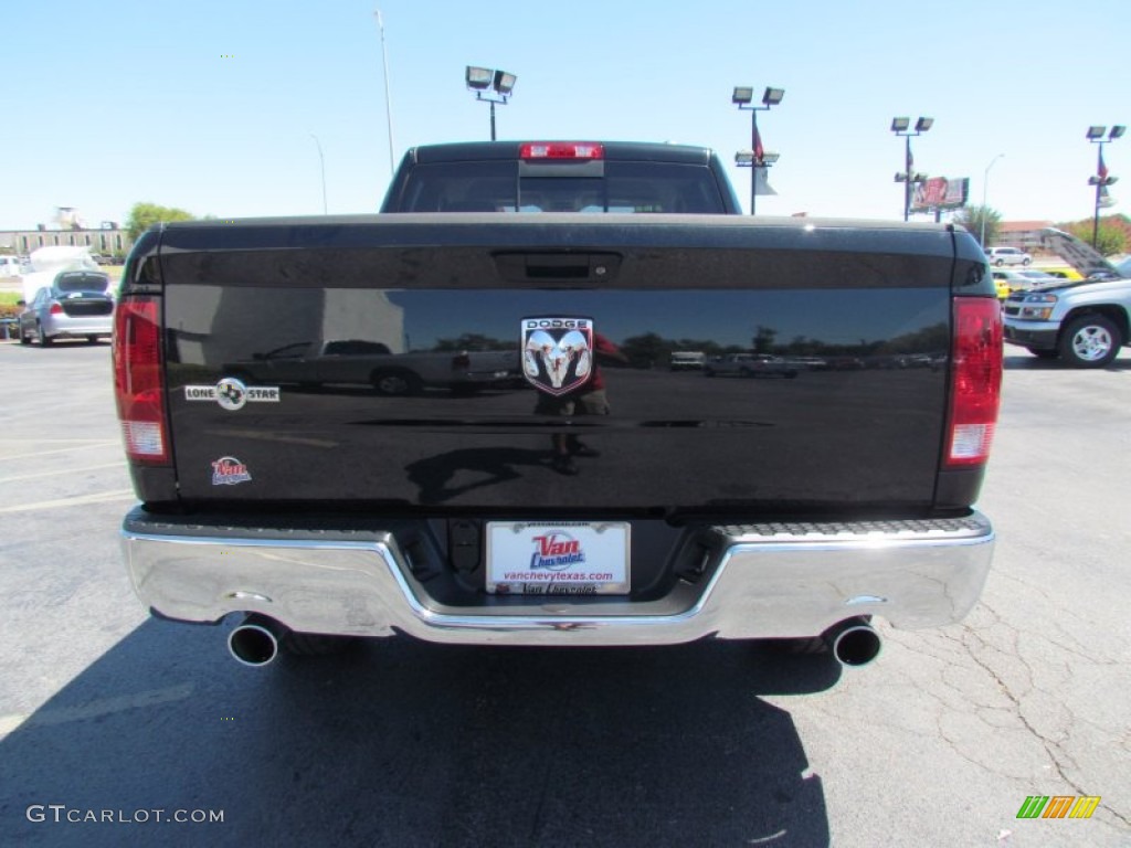 2010 Ram 1500 Lone Star Quad Cab - Brilliant Black Crystal Pearl / Dark Slate/Medium Graystone photo #6