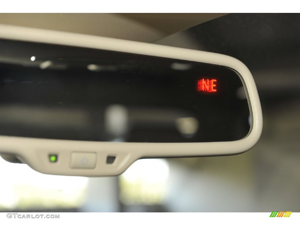 2012 Audi A8 L 4.2 quattro Controls Photo #53812885