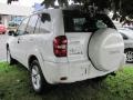 Super White - RAV4 4WD Photo No. 17