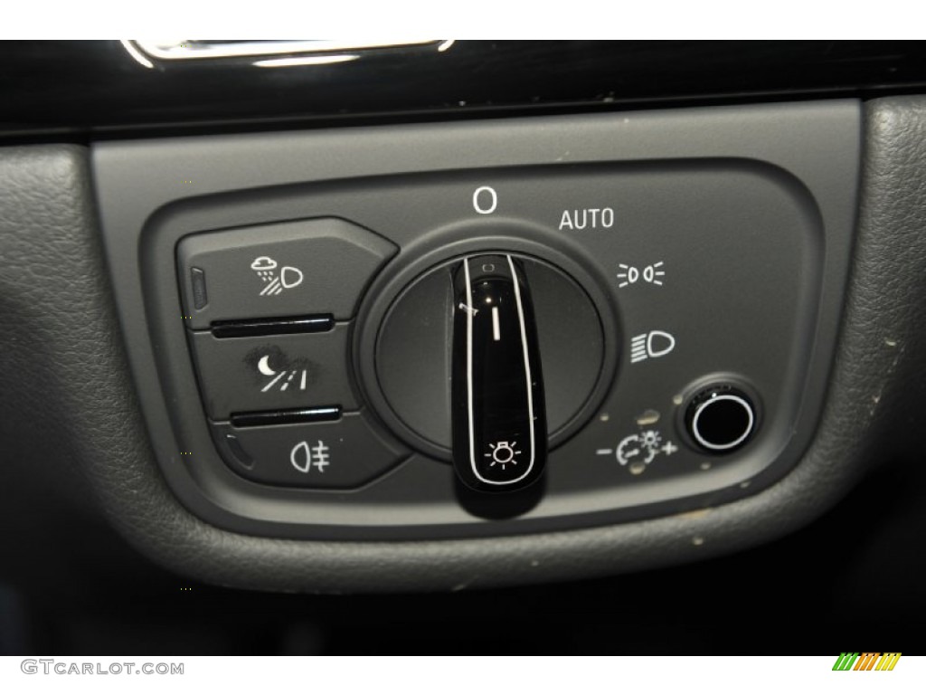 2012 Audi A8 L 4.2 quattro Controls Photo #53813305