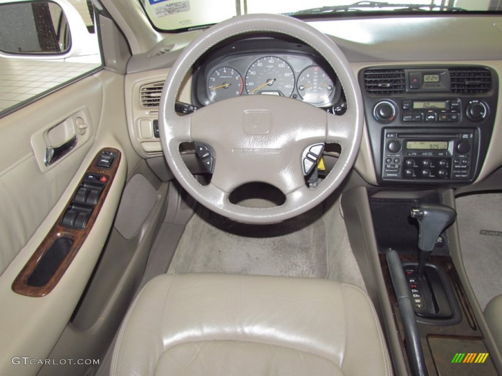 2000 Accord EX V6 Sedan - Taffeta White / Ivory photo #14