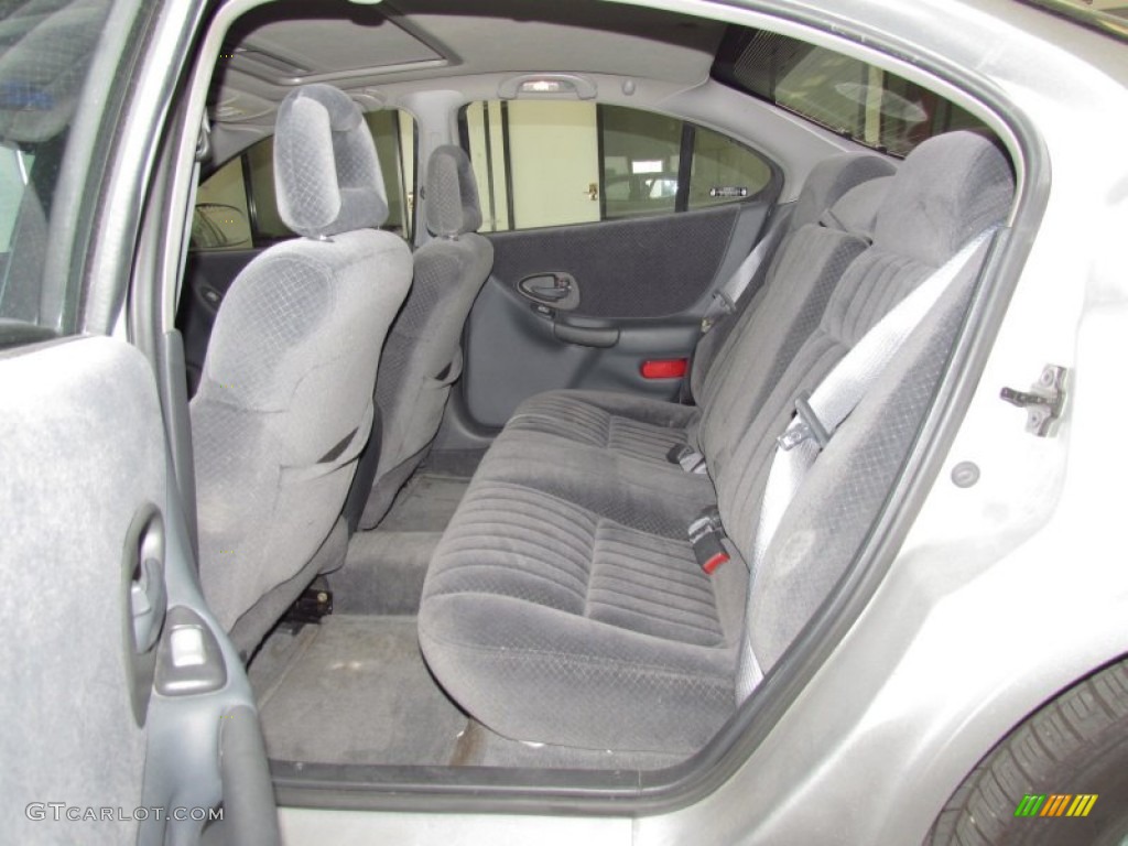 Gray Interior 2002 Pontiac Grand Prix GTP Sedan Photo #53816651