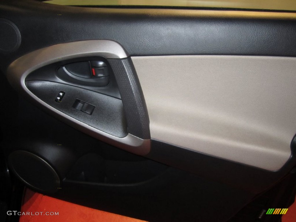 2008 RAV4 V6 4WD - Black / Ash photo #25