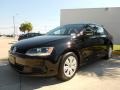Black - Jetta SE Sedan Photo No. 3