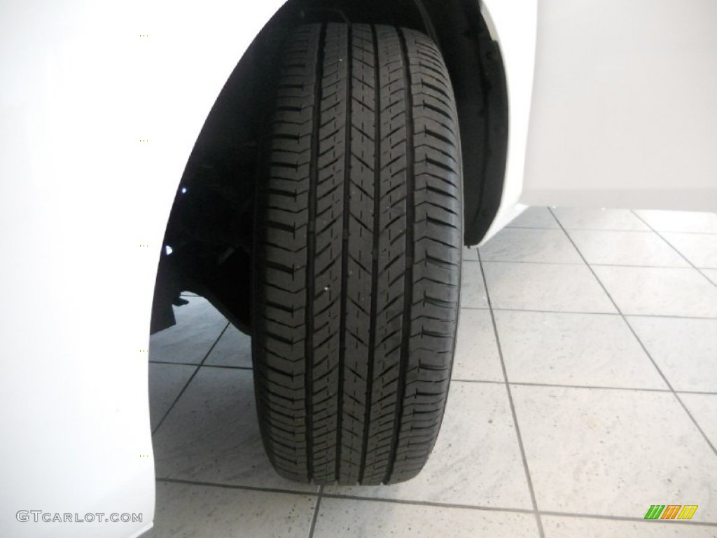 2010 MAZDA3 i SV 4 Door - Crystal White Pearl Mica / Black photo #9