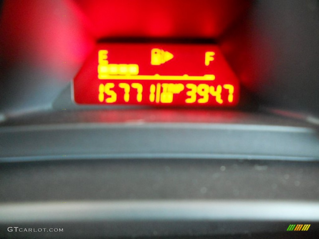 2010 MAZDA3 i SV 4 Door - Crystal White Pearl Mica / Black photo #23