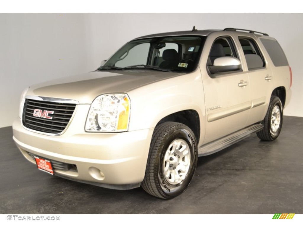 Silver Birch Metallic GMC Yukon