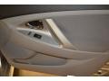 Classic Silver Metallic - Camry SE Photo No. 17