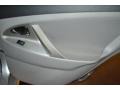 Classic Silver Metallic - Camry SE Photo No. 18