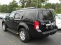 Super Black - Pathfinder SE 4x4 Photo No. 14