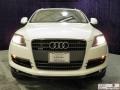 Calla White - Q7 3.6 Premium quattro Photo No. 18