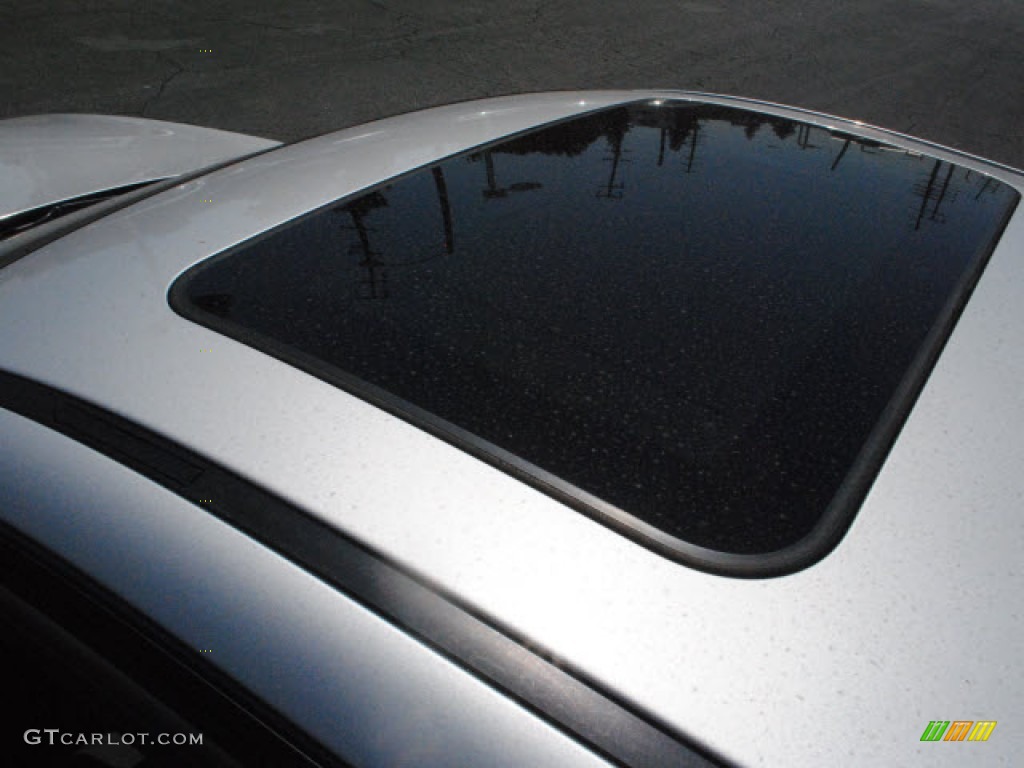 2006 3 Series 330i Coupe - Titanium Silver Metallic / Black photo #15