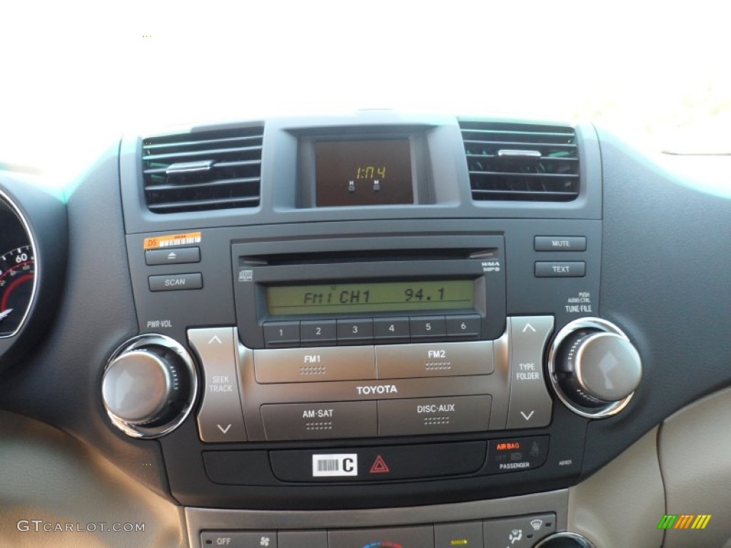 2012 Toyota Highlander Standard Highlander Model Audio System Photos