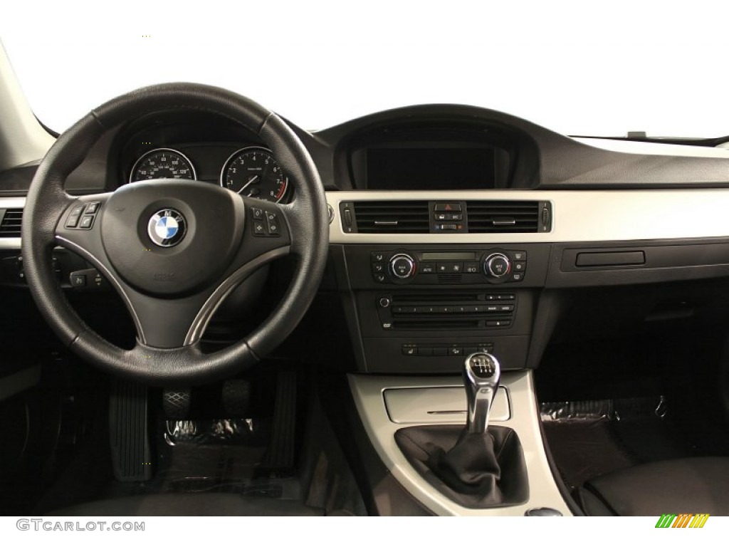 2008 3 Series 335xi Coupe - Black Sapphire Metallic / Black photo #26