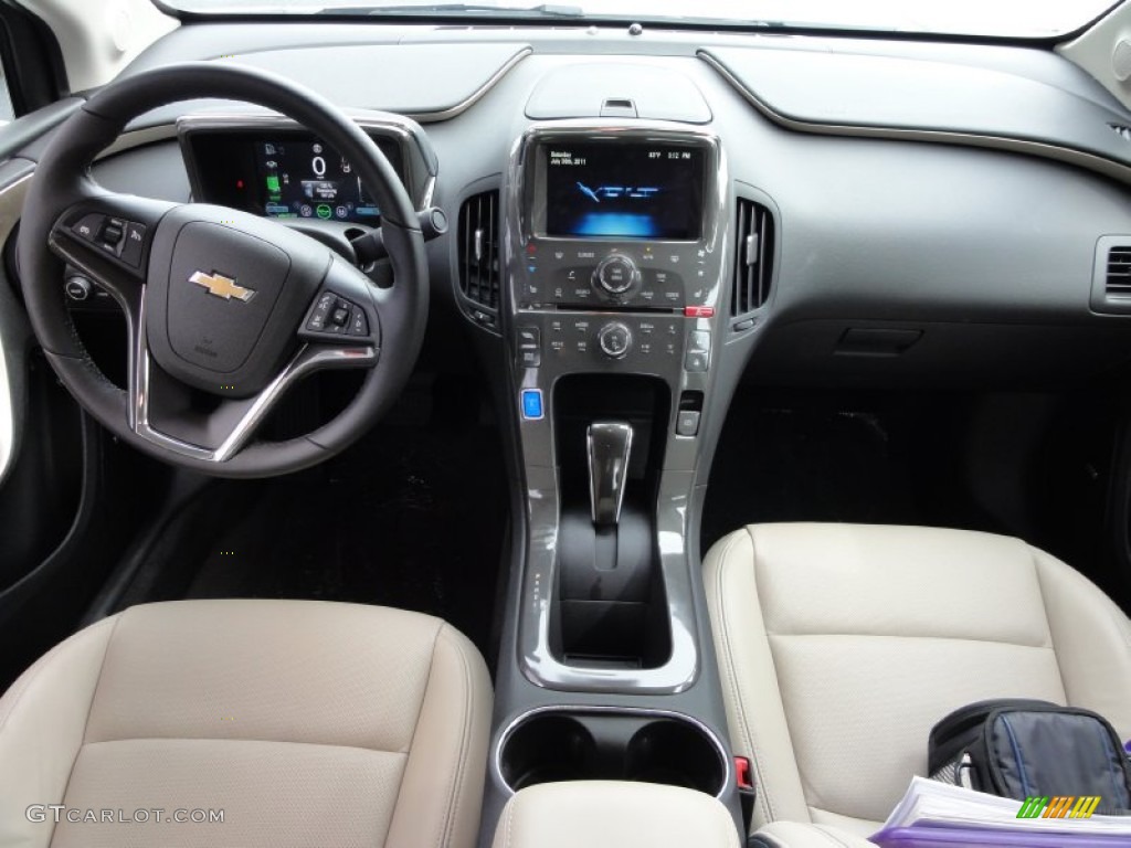 2012 Chevrolet Volt Hatchback Light Neutral/Dark Accents Dashboard Photo #53838808
