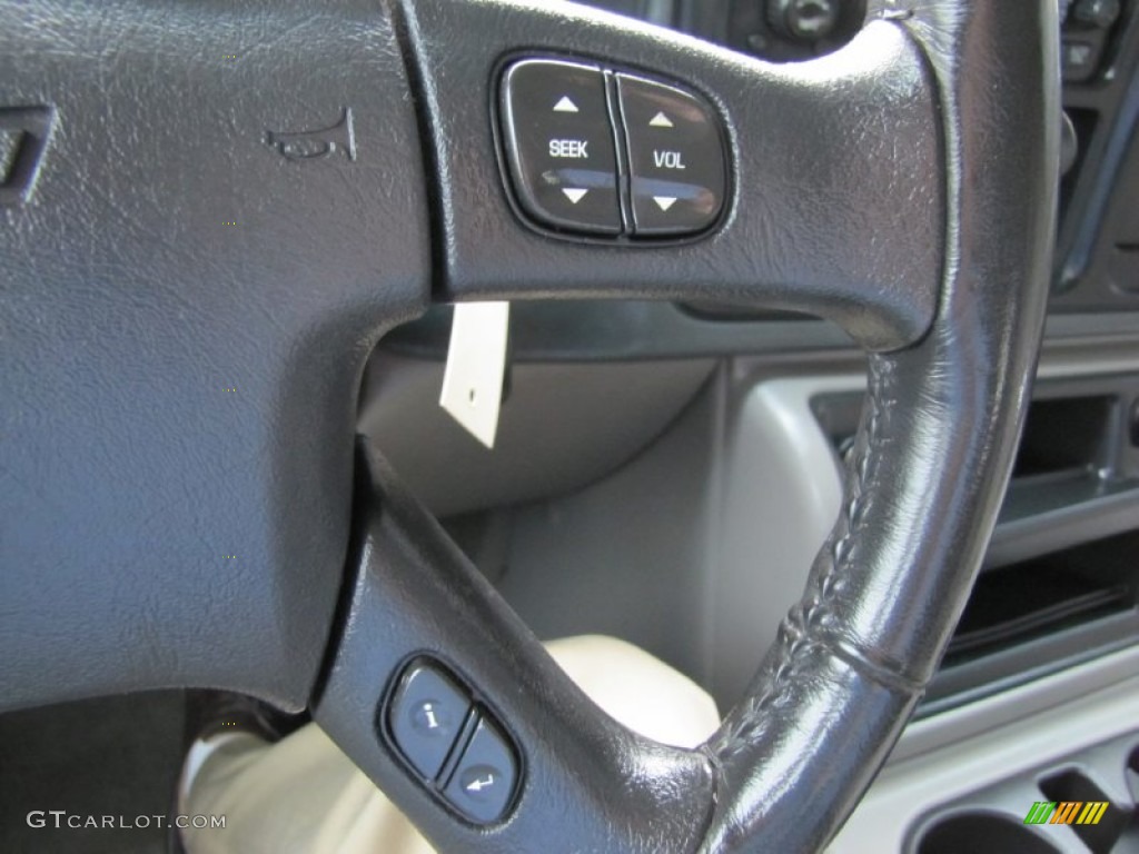 2006 Chevrolet Suburban LS 1500 4x4 Controls Photo #53840562