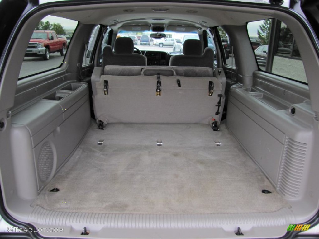 2006 Chevrolet Suburban LS 1500 4x4 Trunk Photo #53840655