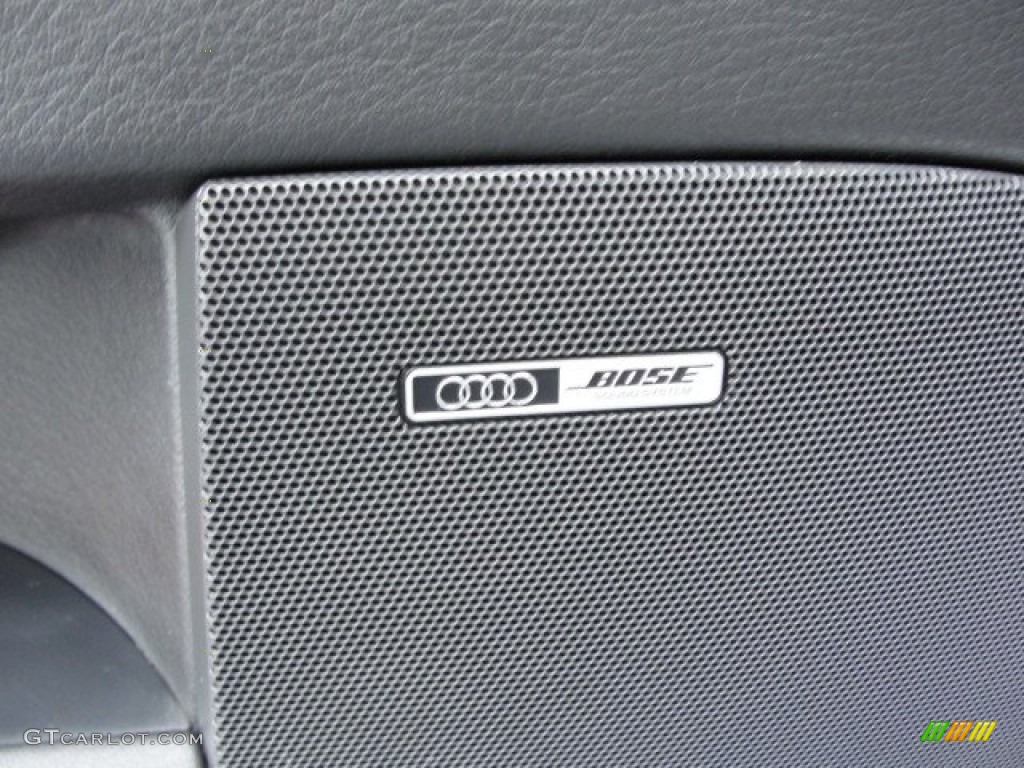 2004 Audi S4 4.2 quattro Sedan Audio System Photo #53842043