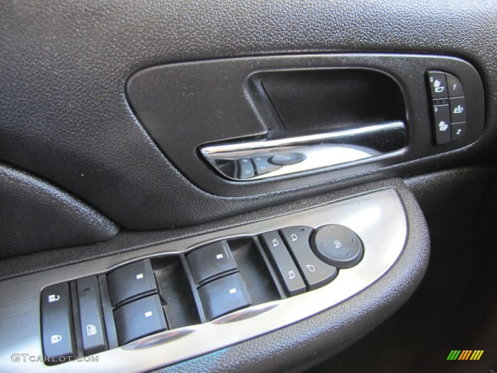 2007 Chevrolet Suburban 1500 Z71 4x4 Controls Photo #53842392