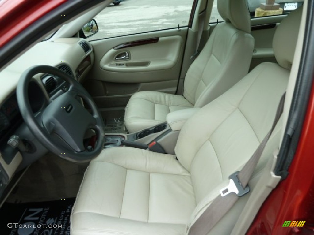 Taupe/Light Taupe Interior 2002 Volvo S40 1.9T Photo #53842614