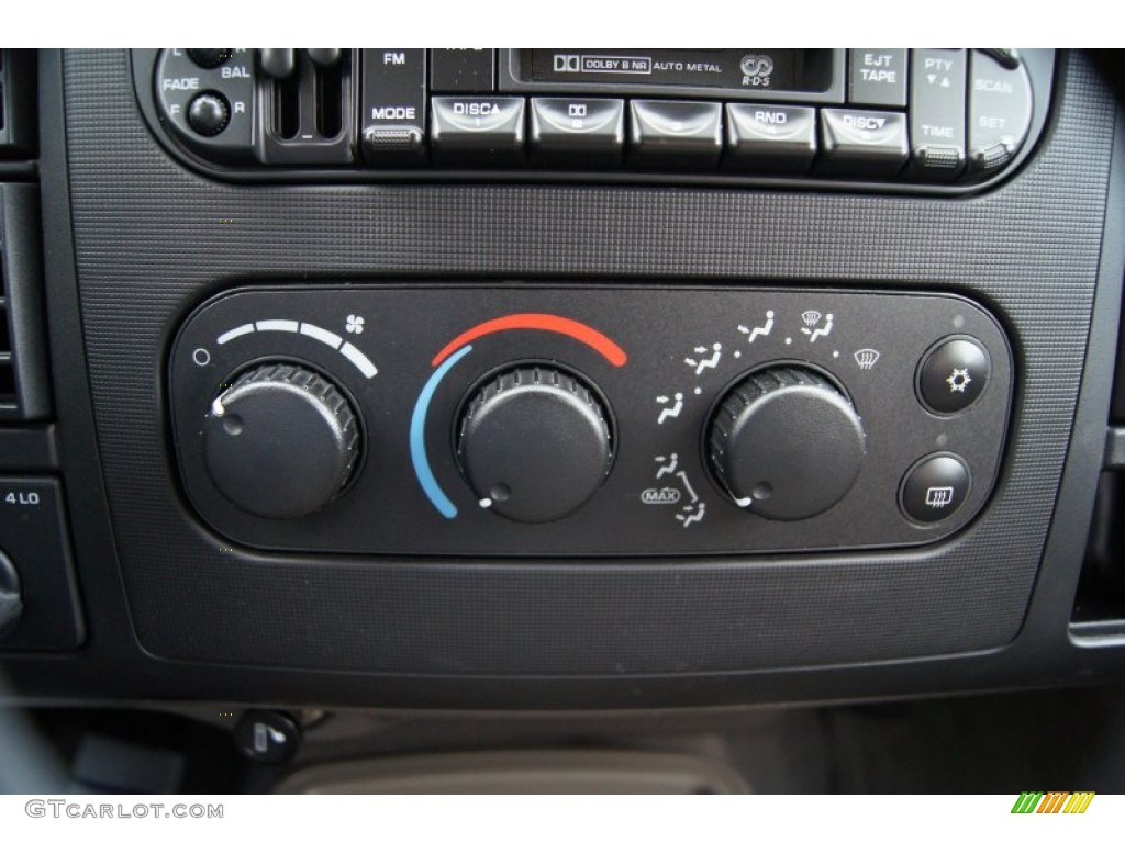 2002 Dodge Dakota SLT Quad Cab 4x4 Controls Photo #53844405