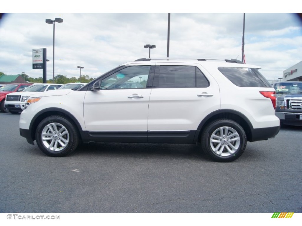 2012 Explorer XLT - White Platinum Tri-Coat / Medium Light Stone photo #5