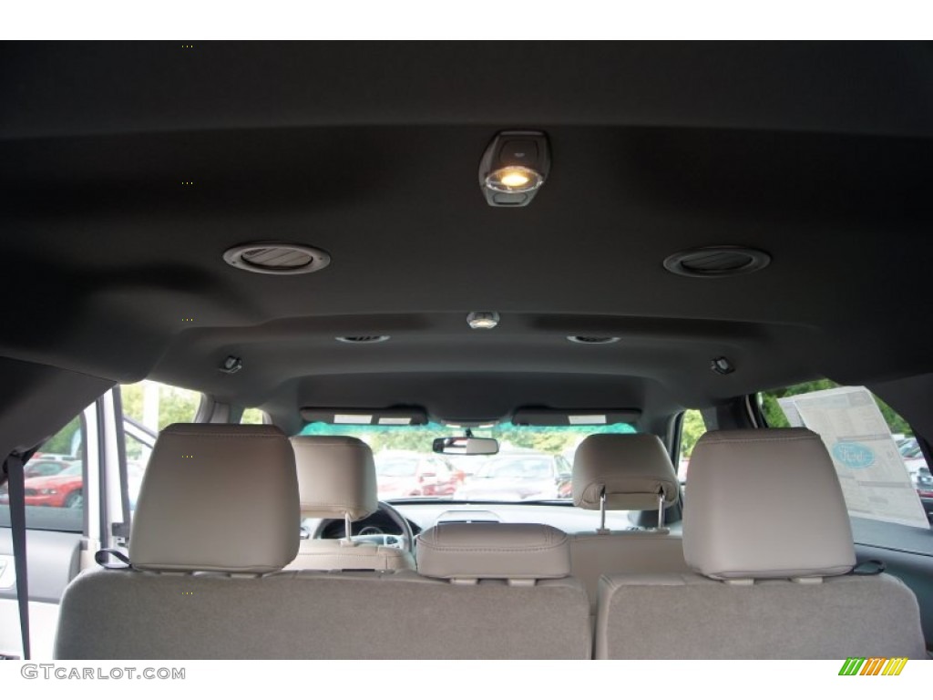 2012 Explorer XLT - White Platinum Tri-Coat / Medium Light Stone photo #17