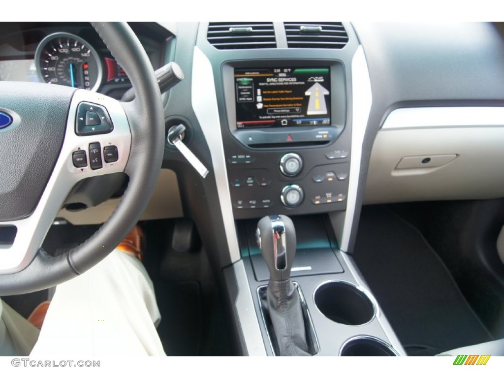 2012 Ford Explorer XLT Controls Photo #53845323