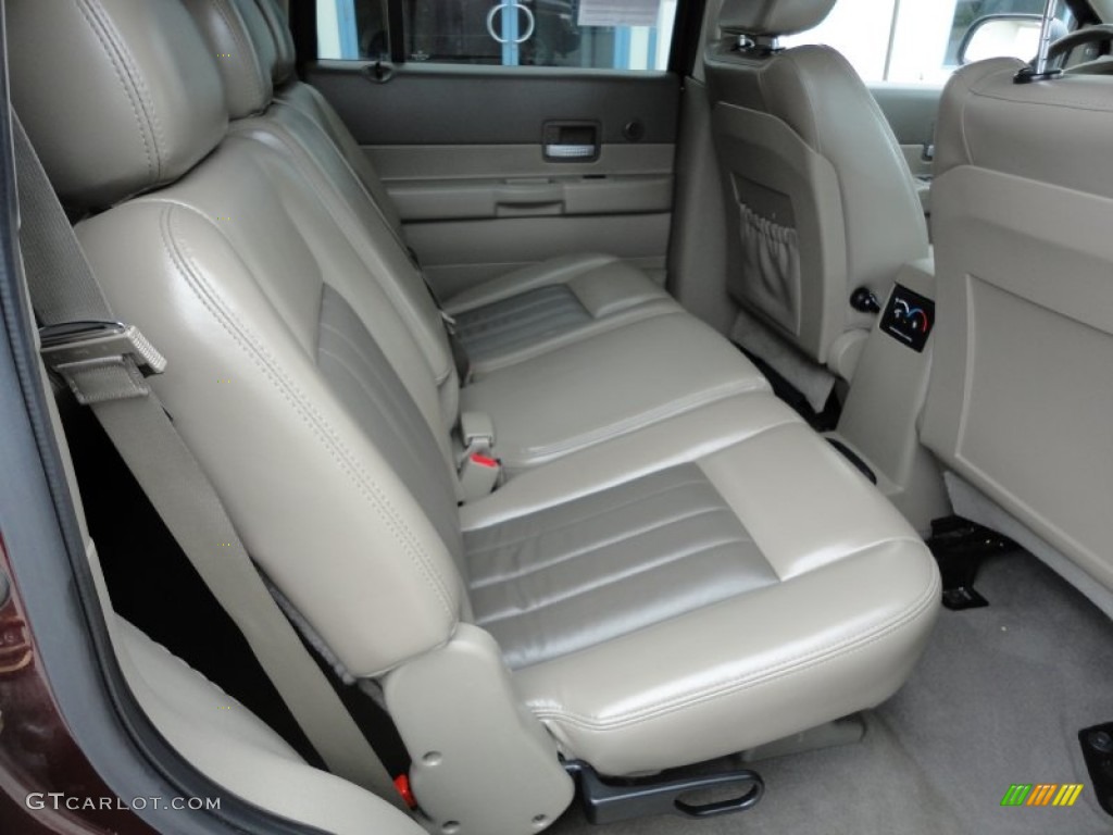 Khaki Interior 2004 Dodge Durango Limited 4x4 Photo #53849336